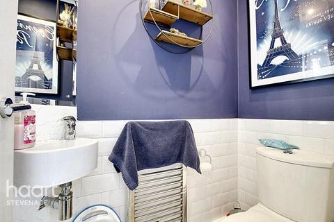 25 Warwick Road, Stevenage, SG2 0QT