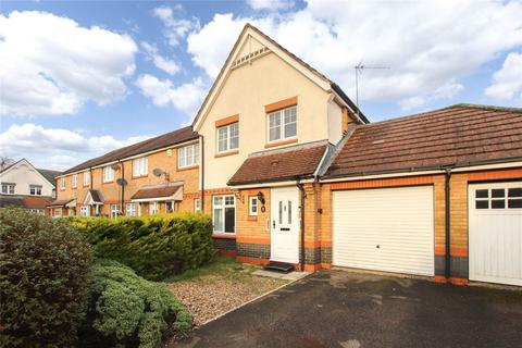 3 bedroom terraced house for sale, Pakenham Road, Bracknell, Berkshire, RG12