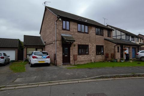 3 bedroom semi-detached house to rent, Apseleys Mead, Bradley Stoke, Bristol, BS32