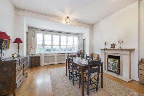 2 bedroom flat for sale, Garden Apartment, Ranulf Road, The Hocrofts, NW2