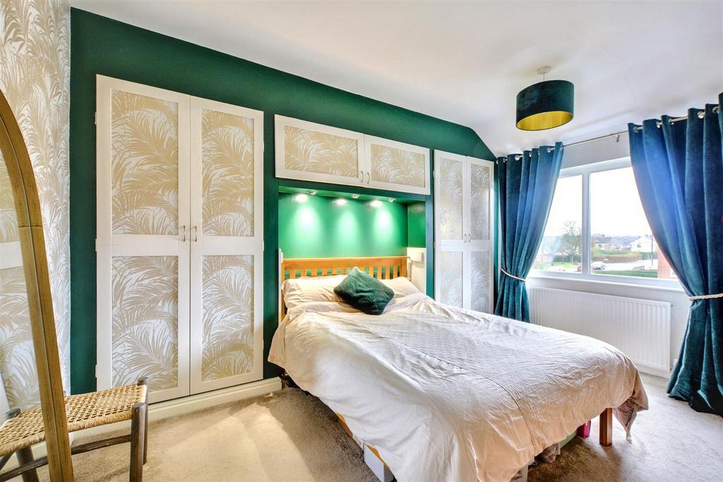 Bedroom 1 1.jpeg