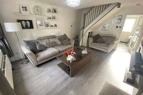 16 Charles Shaw Close, Oldham, OL4 2JN