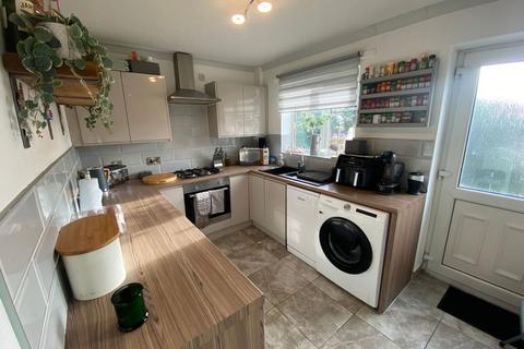 16 Charles Shaw Close, Oldham, OL4 2JN