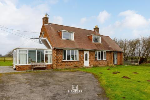 3 bedroom detached house for sale, Hatton Road, Norton Lindsey, Warwick, CV35