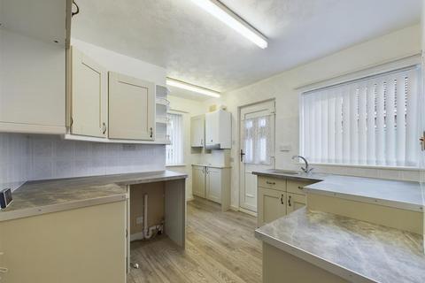 2 bedroom bungalow for sale, Cardigan Grove, Marden Estate