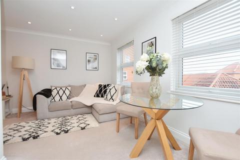 1 bedroom apartment for sale, Tallow Gate, South Woodham Ferrers, Chelmsford