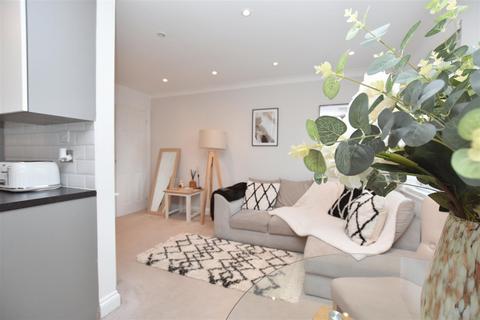 1 bedroom apartment for sale, Tallow Gate, South Woodham Ferrers, Chelmsford