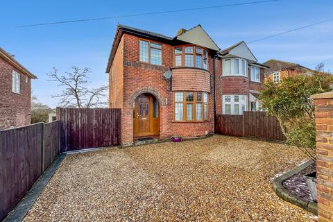 3 bedroom semi-detached house for sale, Hollybush Road, Luton, Bedfordshire, LU2 9HG