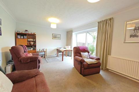 3 bedroom end of terrace house for sale, Mornington Avenue, Finchampstead