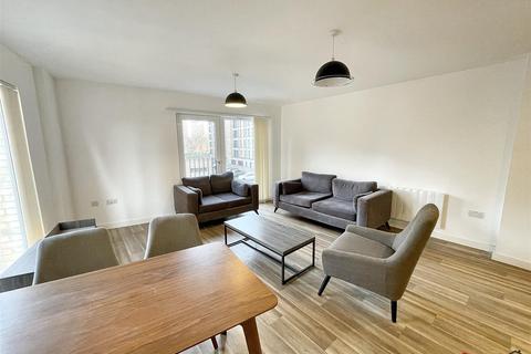 3 bedroom apartment to rent, Lexington Gardens, Birmingham B15