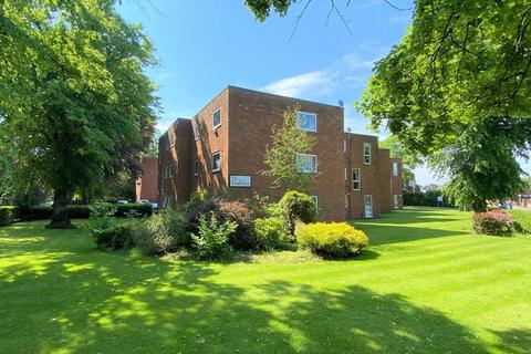 2 bedroom ground floor flat for sale, The Gables, Brooklands Road, Sale