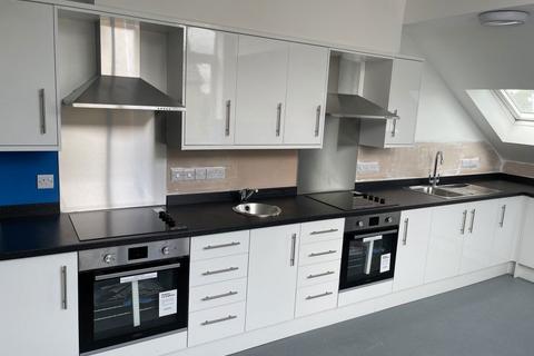 undefined, ROOM LET on Cowley Road