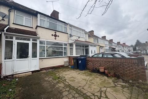 3 bedroom terraced house for sale, Lonsdale Road, Southall