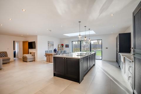 Highclere Burton Road, Rossett, Wrexham, LL12 0HU