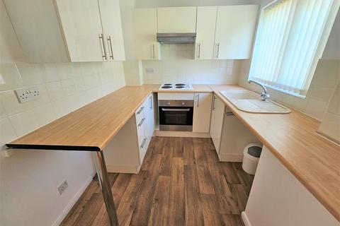 2 bedroom end of terrace house to rent, Meadowbrook Close, Exwick, Exeter