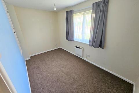 2 bedroom end of terrace house to rent, Meadowbrook Close, Exwick, Exeter