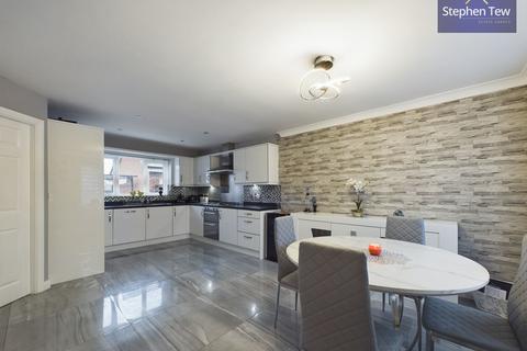 45 Benedict Drive, Blackpool, FY3 0AF