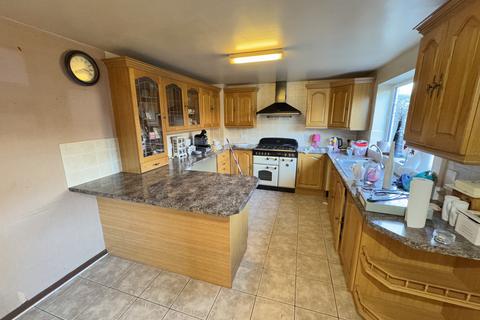 3 bedroom semi-detached house for sale, Martinfield Road, Penwortham PR1