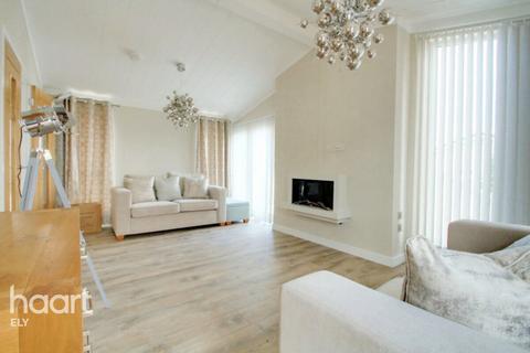 2 bedroom park home for sale, Hardwicke Fields, Haddenham