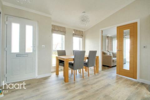 2 bedroom park home for sale, Hardwicke Fields, Haddenham