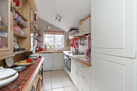 2 bedroom end of terrace house for sale, Guildford Road, Farnham, Surrey, GU9