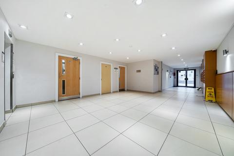 1 bedroom apartment for sale, Guildford Road, Woking, Surrey, GU22