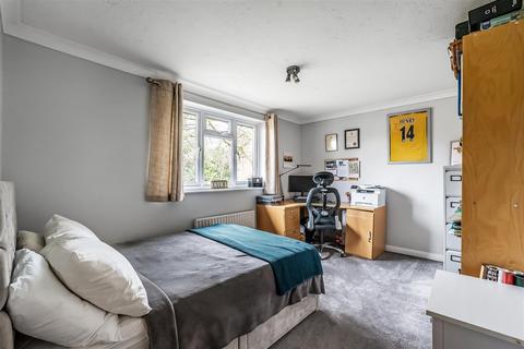 2 bedroom apartment for sale, LEATHERHEAD ROAD, ASHTEAD, KT21 2SU