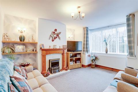 3 bedroom semi-detached house for sale, Papplewick Lane, Hucknall NG15