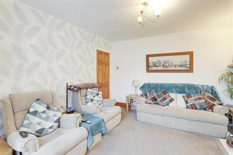 3 bedroom semi-detached house for sale, Papplewick Lane, Hucknall NG15