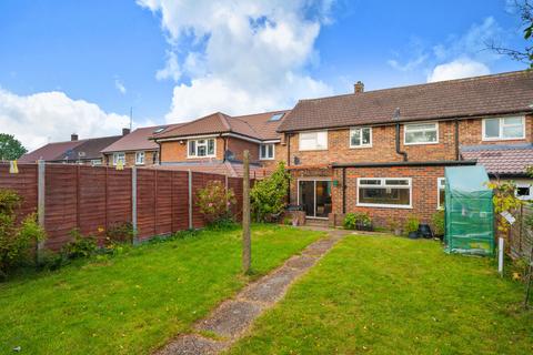 3 bedroom terraced house for sale, Hammond Road, Surrey GU21