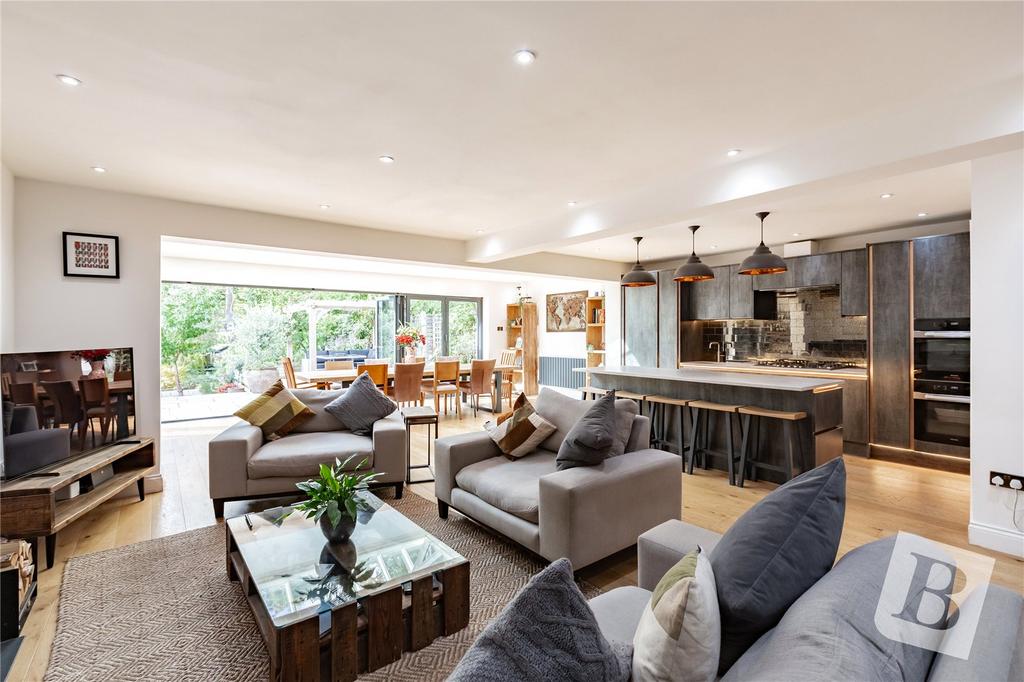 Kitchen/Family Room