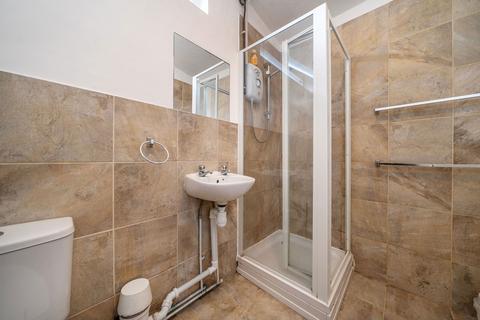 4 Bodmin Close, Basingstoke, RG22 5DA