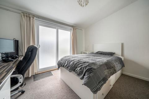 4 Bodmin Close, Basingstoke, RG22 5DA