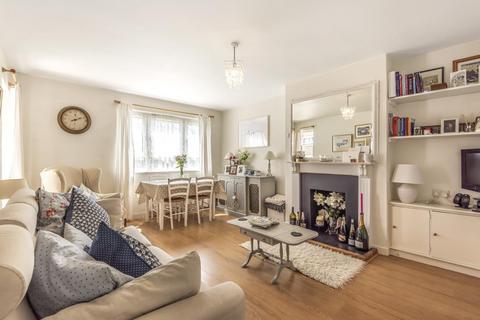 3 bedroom flat for sale, Cassidy Road, Fulham