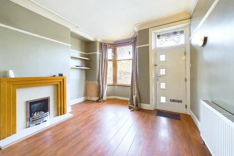 3 bedroom terraced house for sale, Leeds Road, Thackley,