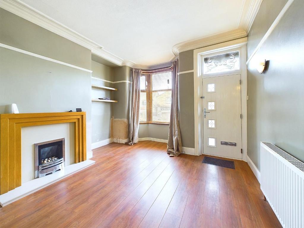 CAM04899 G0-PR0011-STILL001.jpg