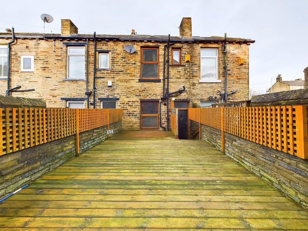 CAM04899 G0-PR0011-STILL003.jpg