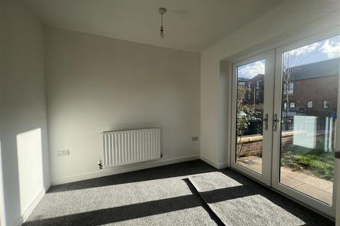 3 bedroom house to rent, Banbury Street, Stockport