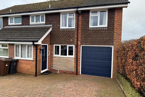14 Churnet Close, Cheddleton, Leek, ST13 7JN