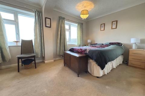 14 Churnet Close, Cheddleton, Leek, ST13 7JN