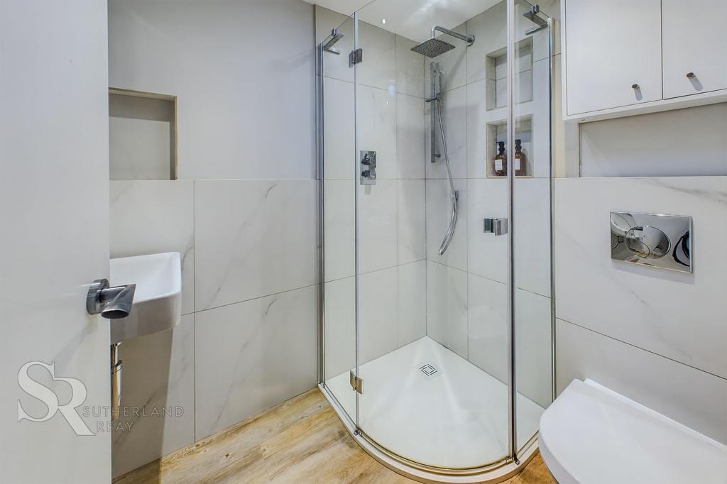 Bedroom Two En Suite