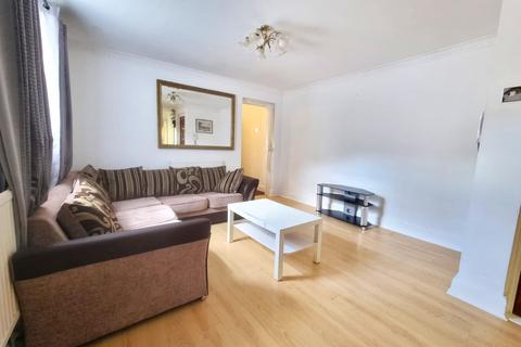 1 bedroom flat to rent, Balaam Street, London E13