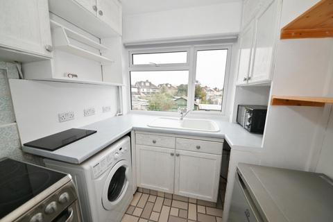 2 bedroom maisonette to rent, Park Road, Kingston upon Thames KT2