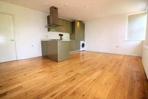 2 bedroom apartment to rent, Wellington Road, Bush Hill Park, Middlesex, EN1