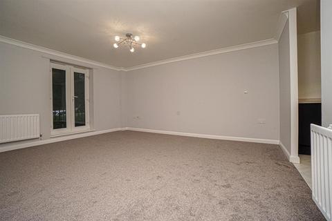 2 bedroom flat for sale, Arbourvale, St. Leonards-On-Sea