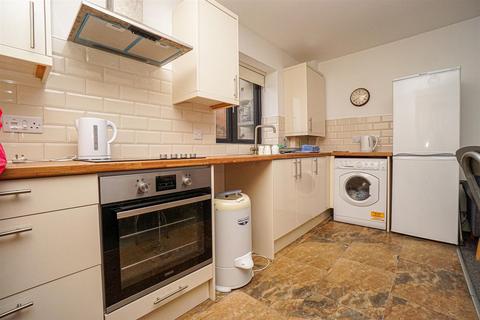 1 bedroom flat for sale, Queens Road, Hastings