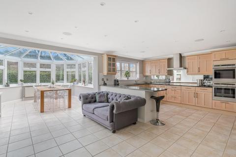 5 bedroom detached house for sale, Water Mead, Chipstead