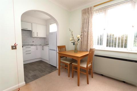 1 bedroom retirement property for sale, Sawyers Court, Chelmsford Road, Shenfield