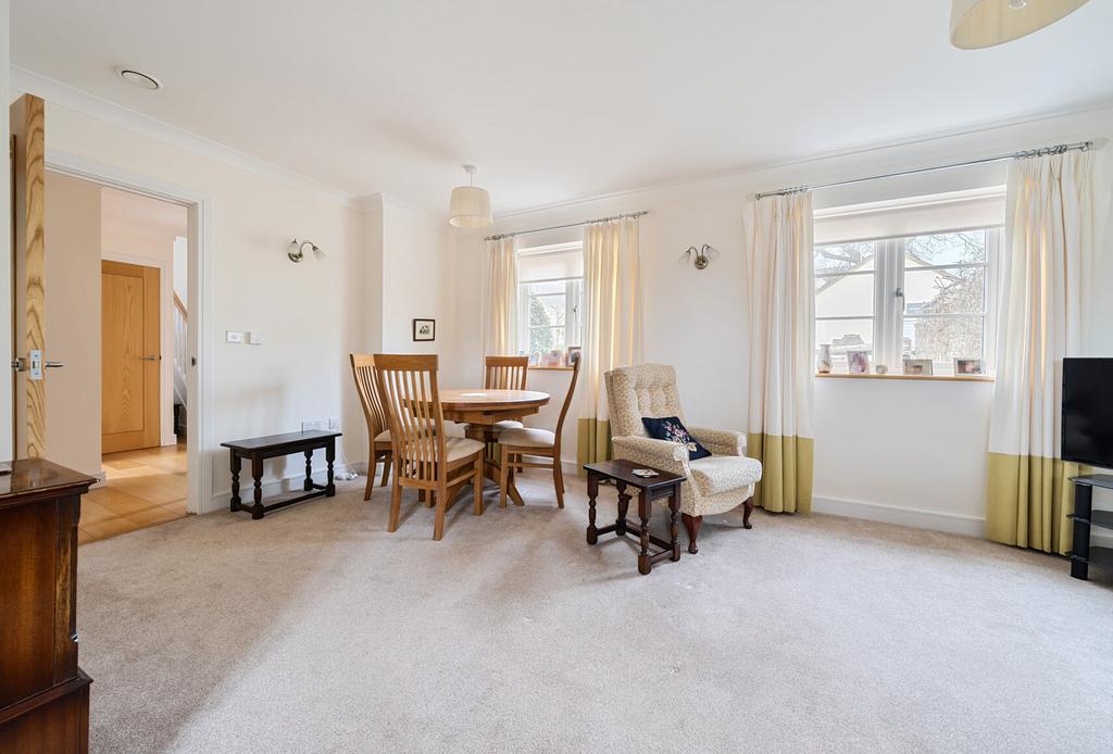 Living/Dining Room