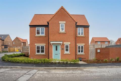 17 Spring Beck Avenue, Norton, Malton, YO17 9FL